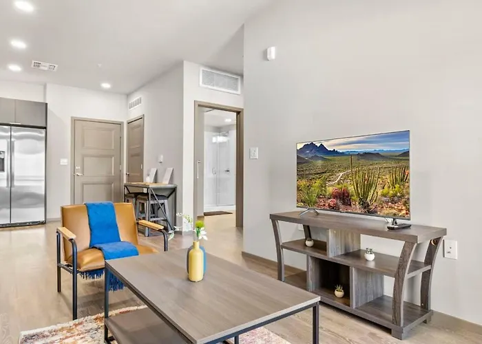 Stunning Westgate Cozysuites By Stadium With Pool 12 *