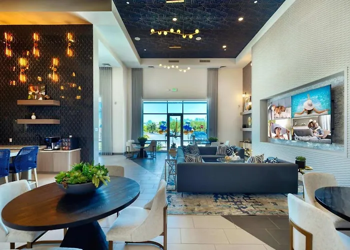 Stunning Westgate Cozysuites By Stadium With Pool 12 *