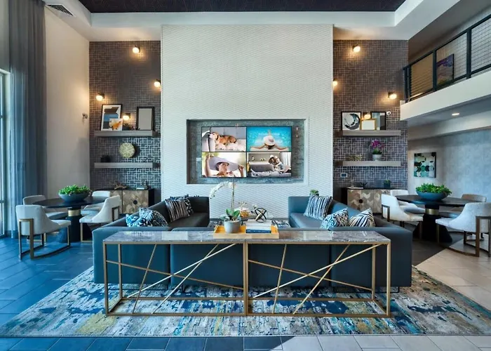 Apartment Stunning Westgate Cozysuites By Stadium With Pool 12 Glendale