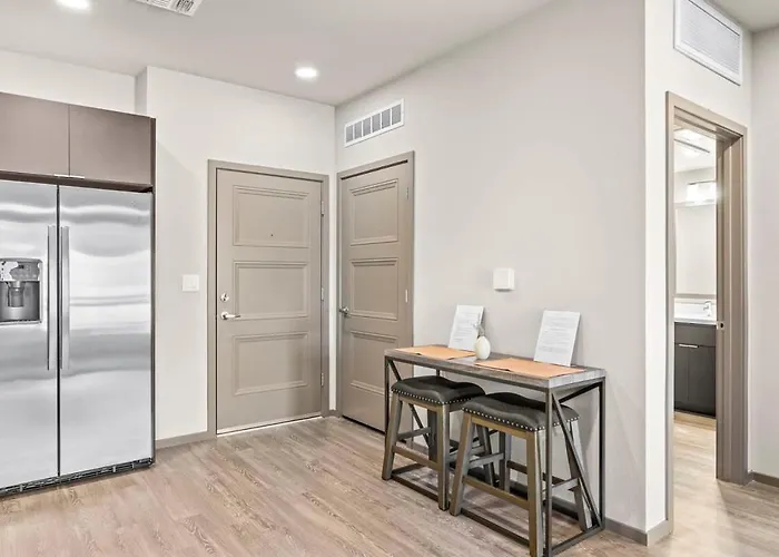 Apartment Stunning Westgate Cozysuites By Stadium With Pool 12 *
